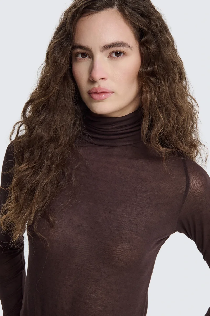 Maglia basic collo alto in cashmere - immagine 3